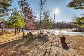 4 Mi to Main Street Riverfront Minnesota Cabin